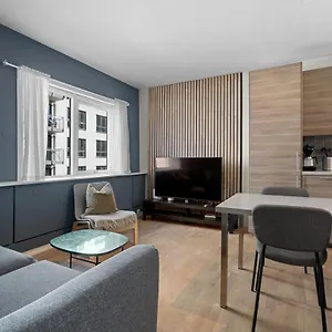 Modern - Work Friendly - Quiet Area Apartamento