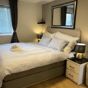 Appartement Lagunen With Terrace, Grill And Free Parking, Bergen